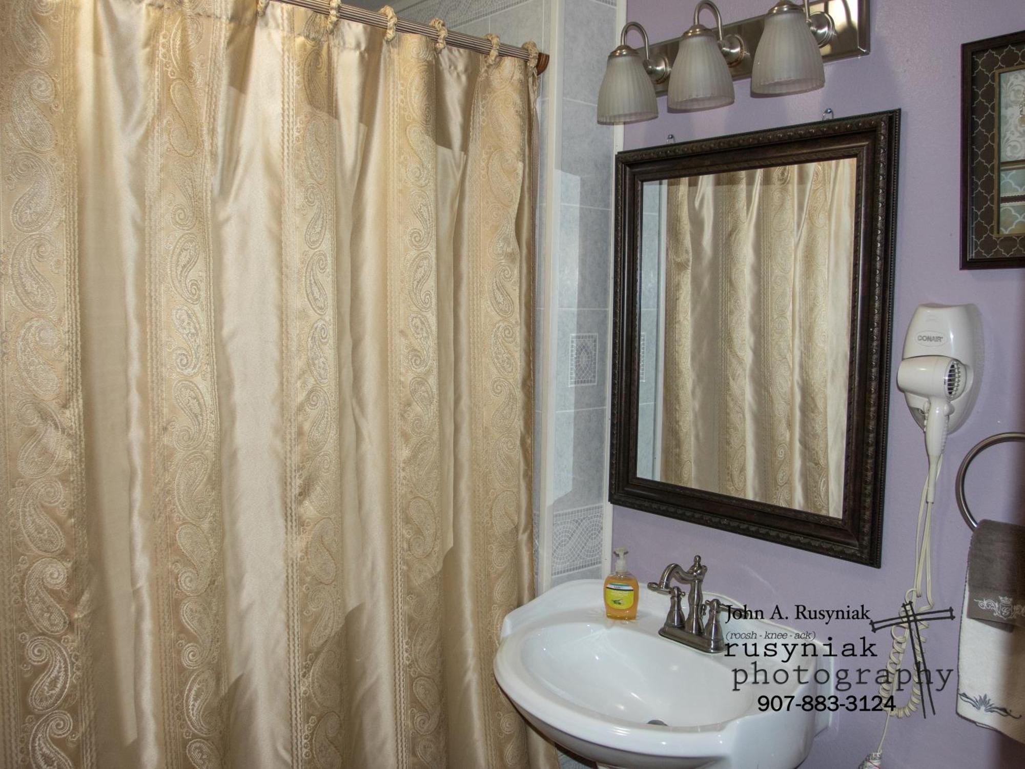 A Hyde Away Inn B&B Tok Exterior foto
